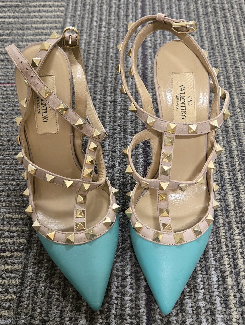 Valentino Rockstud Pump 100mm 35